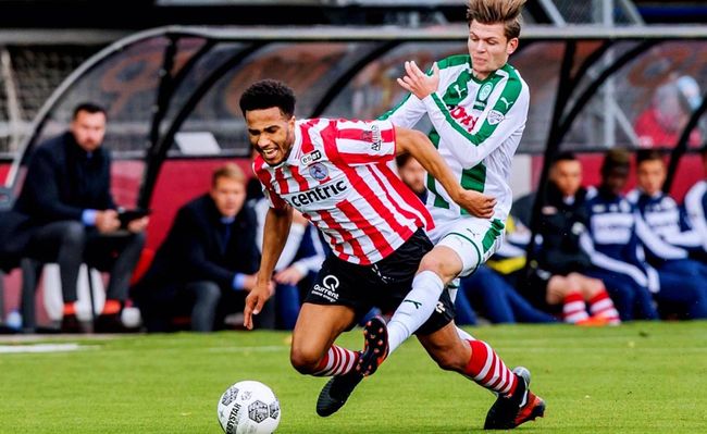 更是为季后 更是为季后