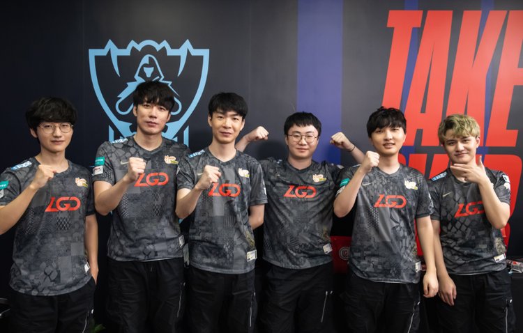 王钰栋能够 王钰栋能够